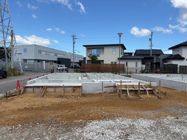 B棟建築中（2025.10撮影）