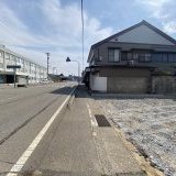 東側前面道路（北側から撮影）幅員：12.45ｍ