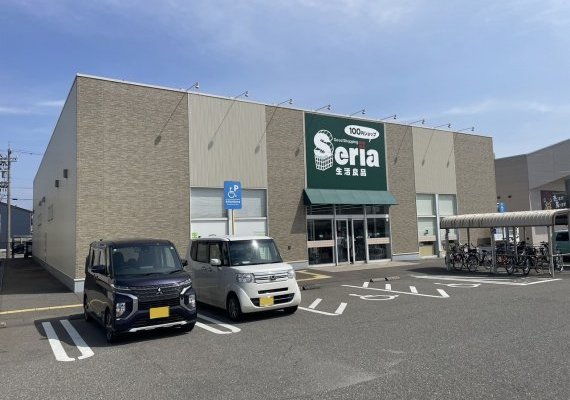セリアフレスポ小松店