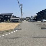 南側前面道路（西側から撮影）幅員6.0ｍ