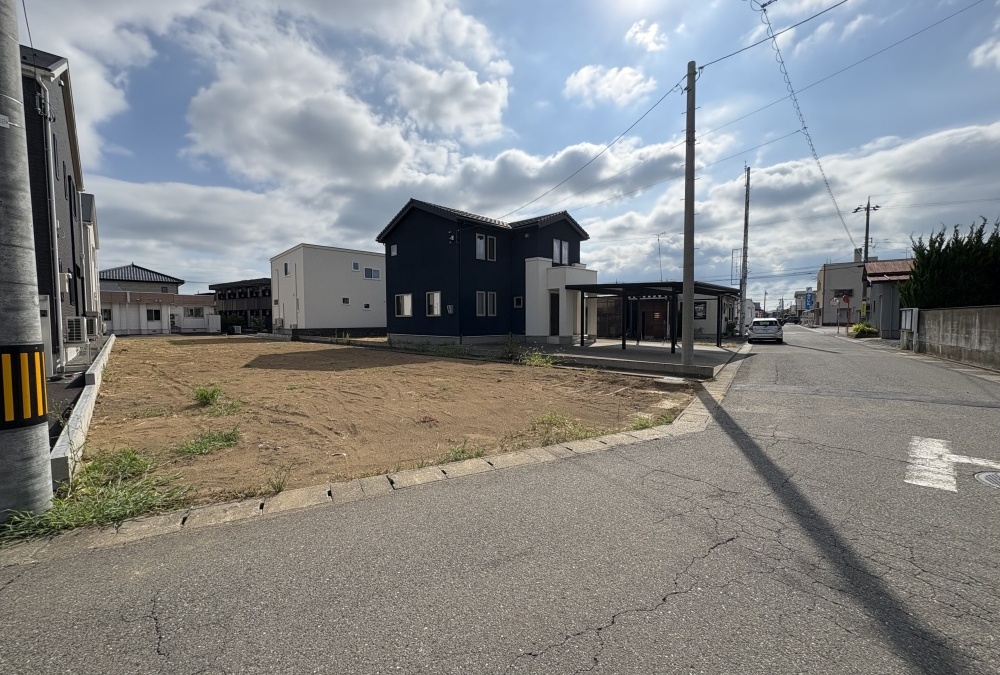 前面道路西向き