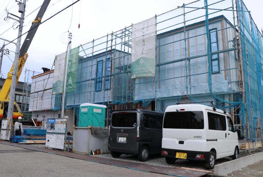 棟上工事が終了しました♪　足場が外れるのが心待ちです！