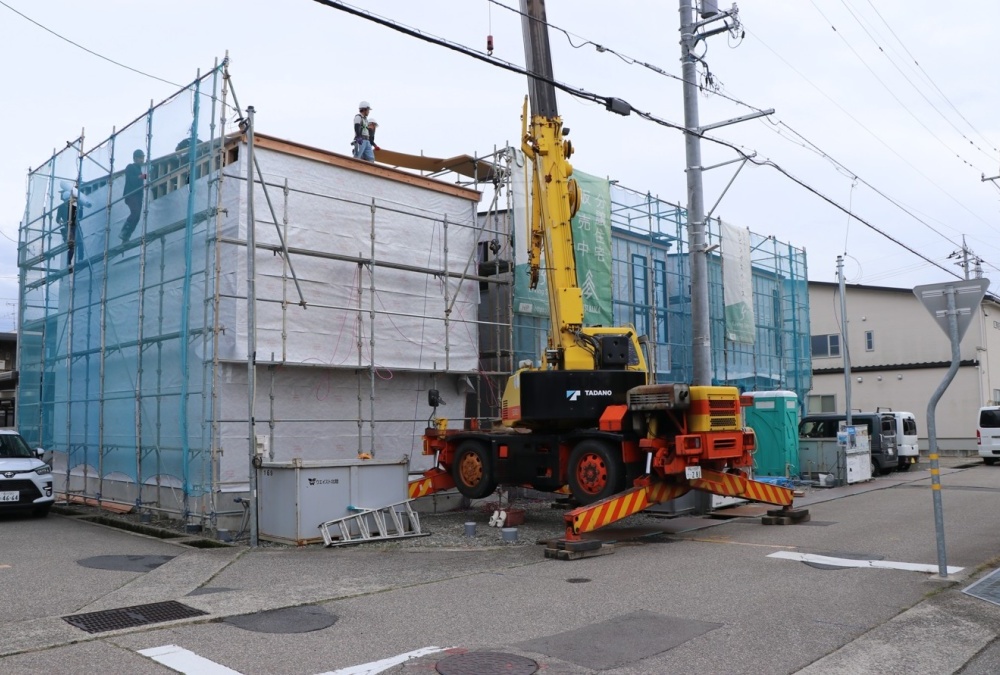 腕のいい職人さんが１棟１棟丁寧に作業をしてくれました！