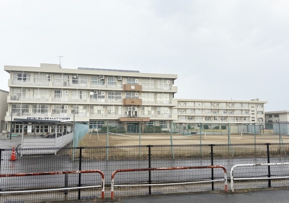 富山市立山室中学校