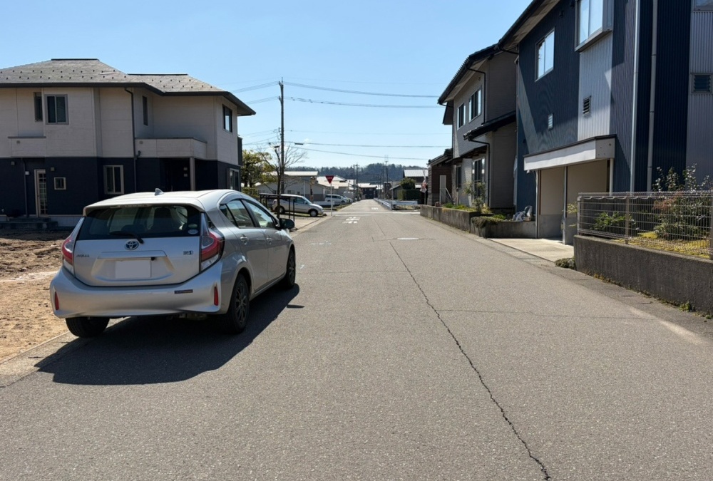 西側道路