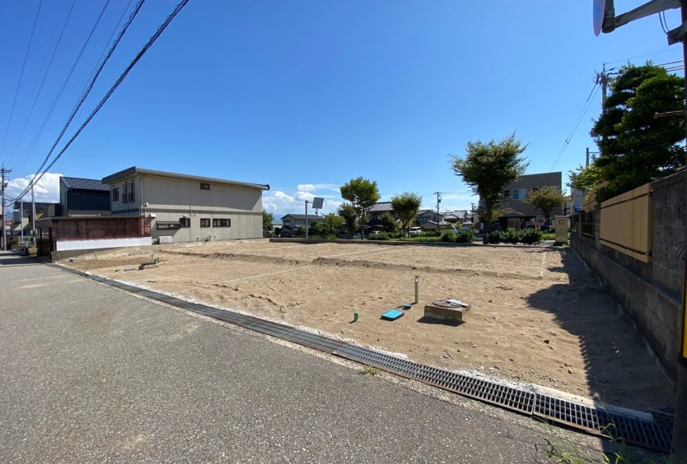 敷地全体（北西側から撮影）