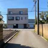 北側前面道路（東側から撮影）幅員：4.59ｍ