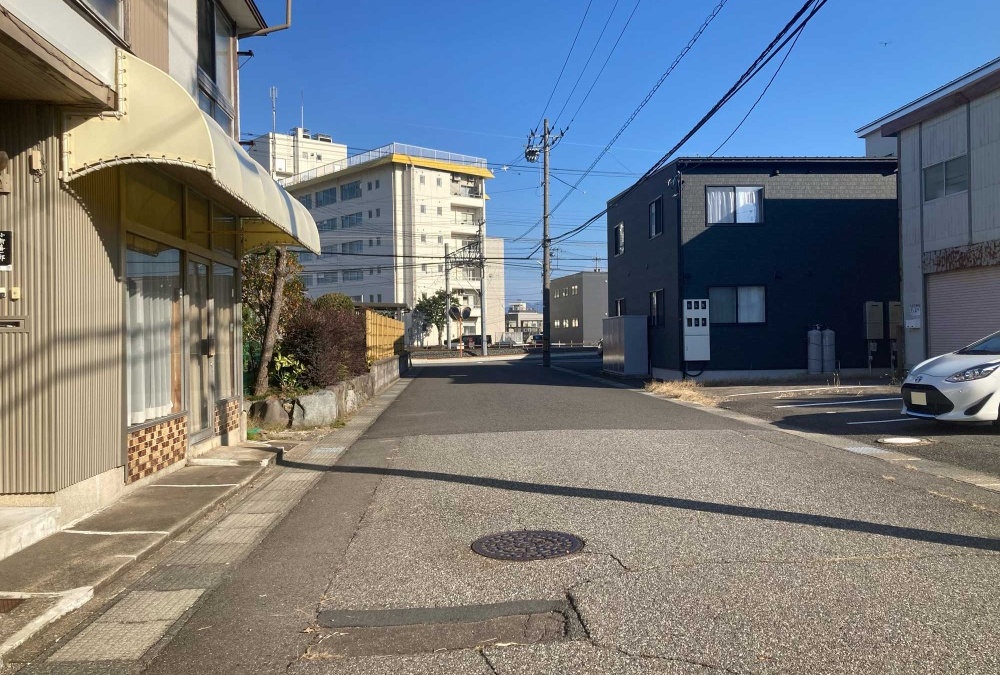 北側道路（東方向）