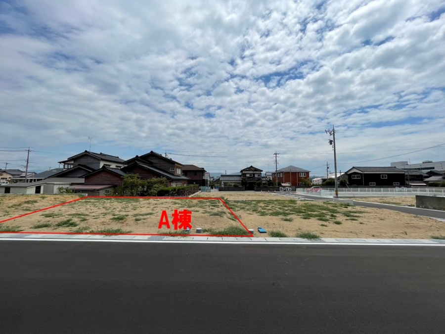 敷地全体（西側から撮影）