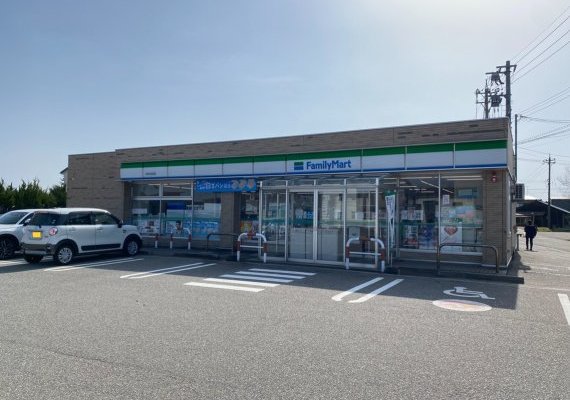 ファミリーマートかほく松浜店