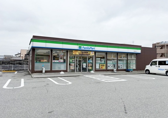 ファミリーマート富山金代店