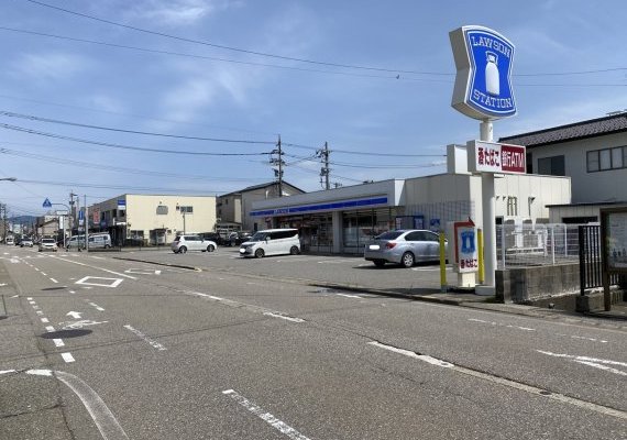ローソン金沢米泉店