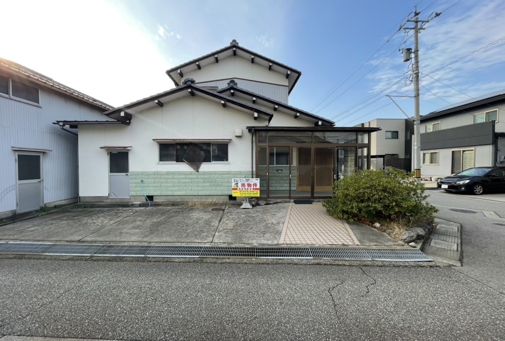 敷地全体（東側から撮影）