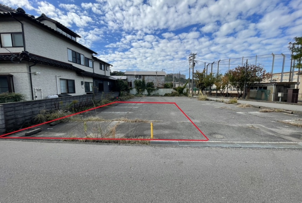 敷地全体（東側から撮影）