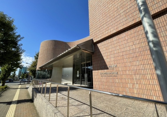 泉野図書館
