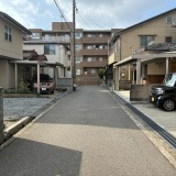 北側前面道路（東側から撮影）幅員：4.6ｍ