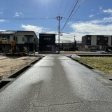 西側前面道路（北側から撮影）