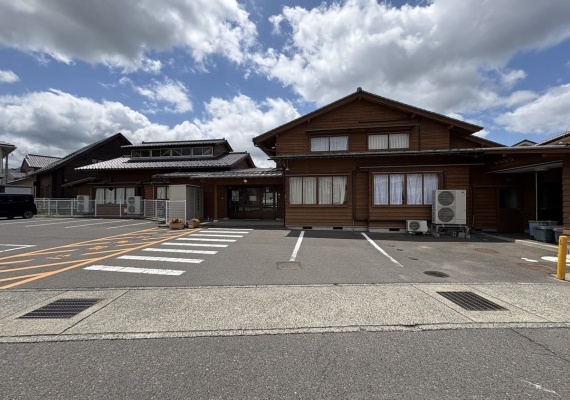 つくし会つくしんぼ保育園　
