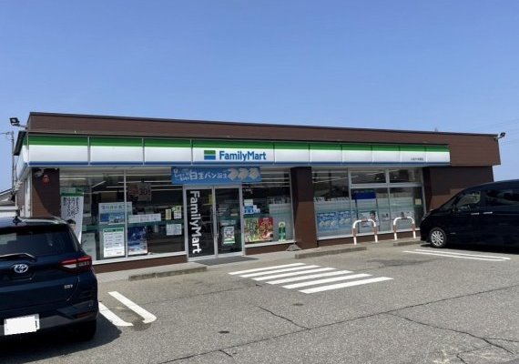 ファミリーマート小松千野店