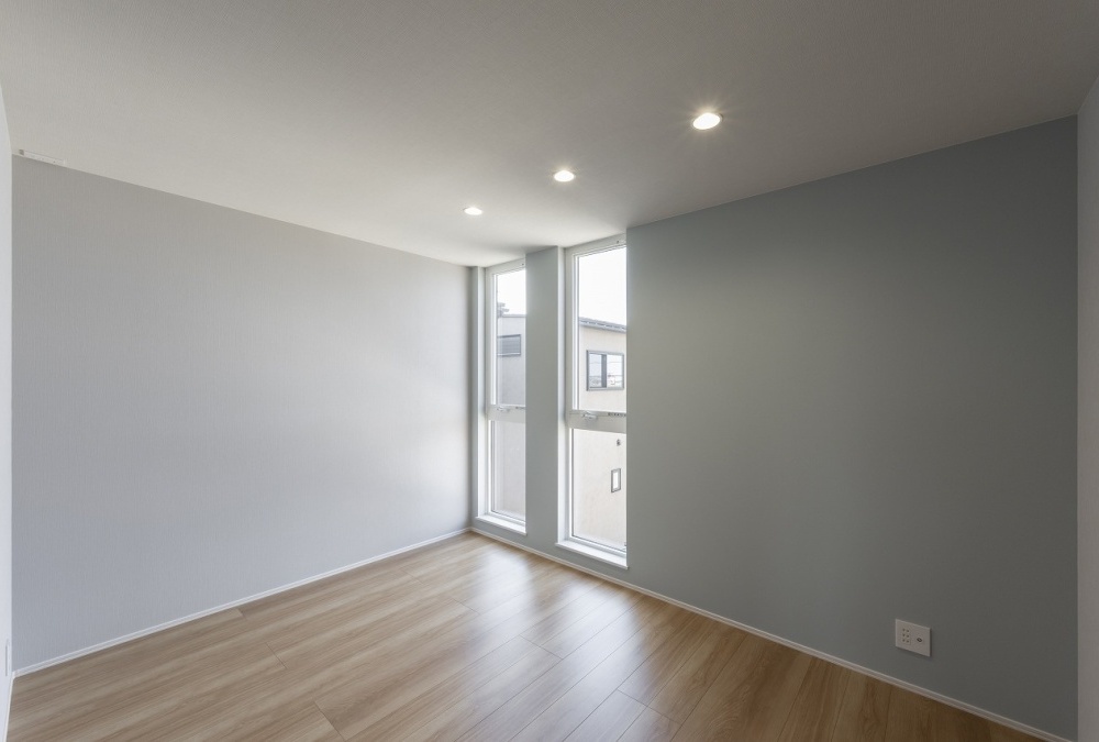 1日の疲れを癒してくれる落ち着いた雰囲気の寝室です♪