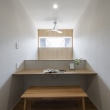 2階のカウンタースペースでは、趣味やワークスペースを共有できます。