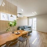 吹抜と天井高が2.5mの設計により帖数以上の開放感を感じられます♪