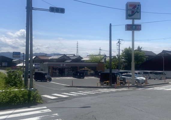 セブンイレブン彦根大堀町店