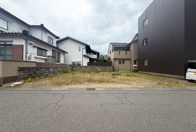 福井市新田塚1丁目A区画