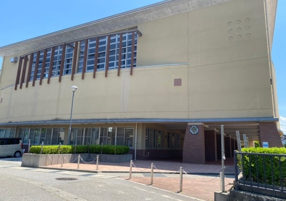 富山市立山室小学校
