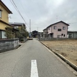 北側前面道路（西側から撮影）幅員：4.59ｍ
