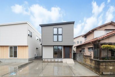 白山市千代野東1丁目分譲住宅A棟