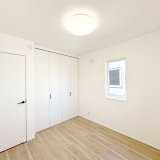 クローゼット付きの洋室2