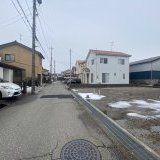 西側前面道路（南側より撮影）幅員4.70ｍ