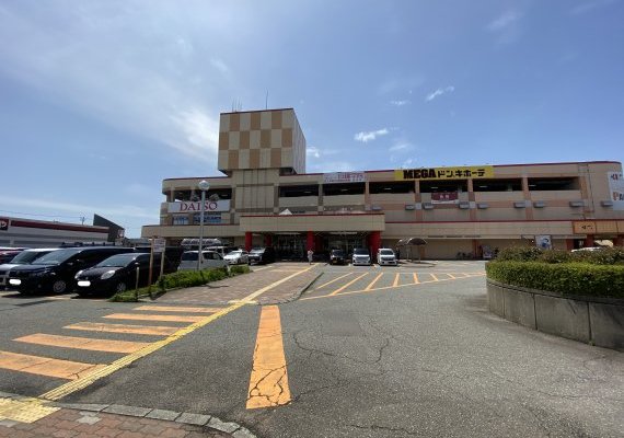 MEGAドン・キホーテ　ラパーク金沢店