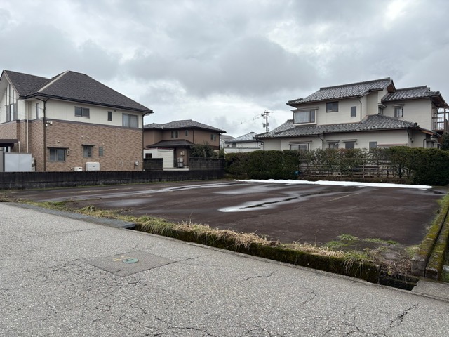 前面道路含む現地写真（2025年3月撮影）