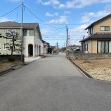 西側前面道路：幅員5.99m（南側から撮影）