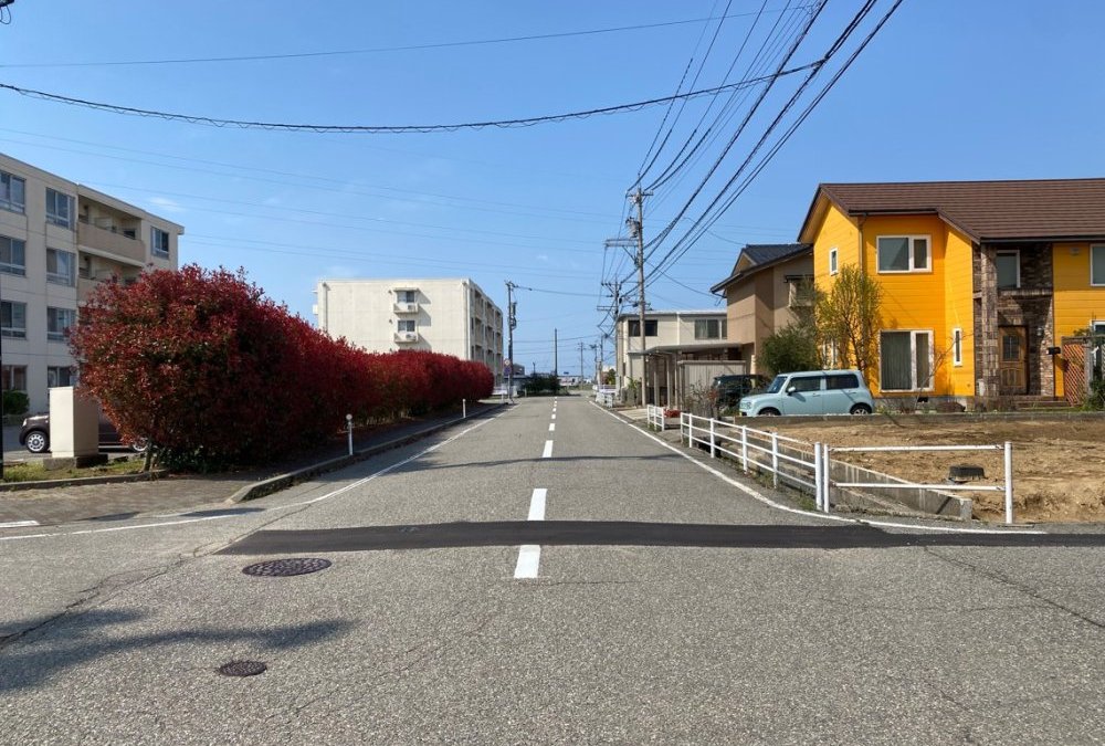 西側道路：幅員7.0m（南側から撮影）