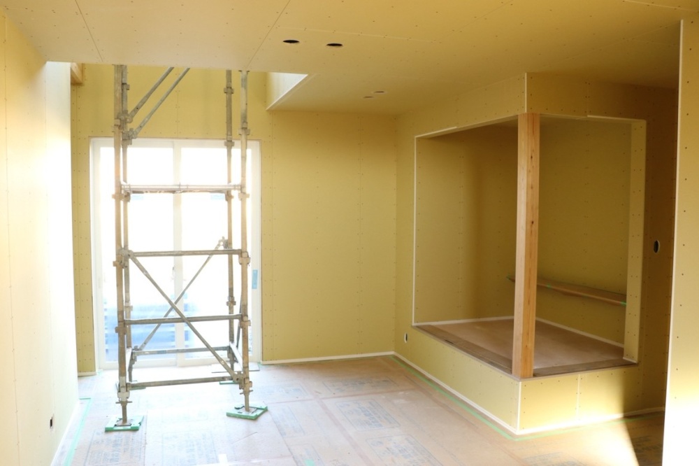 LDKの一角にそっと設けた、小上がりヌックのある生活はいかがですか？