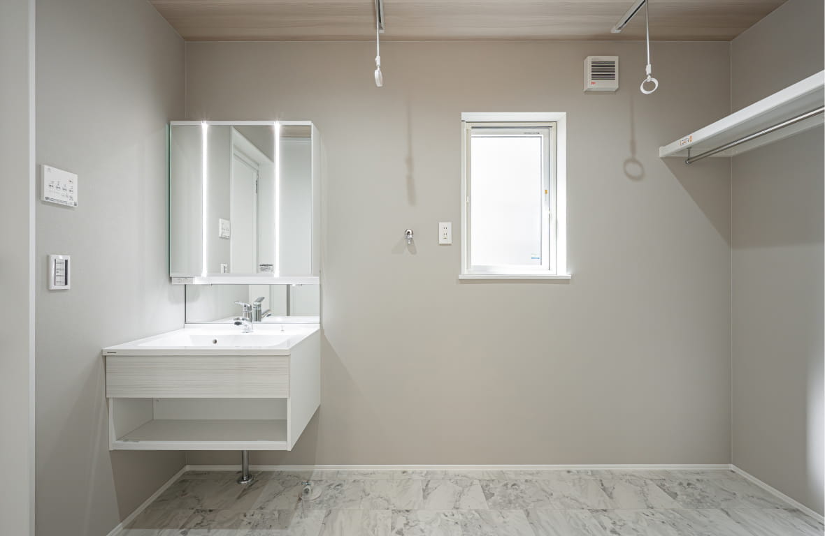 時をまとう、やさしいモダン。｜福井県福井市｜分譲住宅施工事例