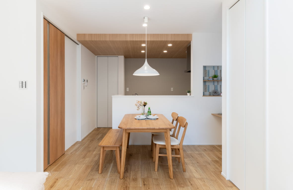 光と木のぬくもりに包まれる、余白を楽しむ家｜富山県富山市｜分譲住宅施工事例