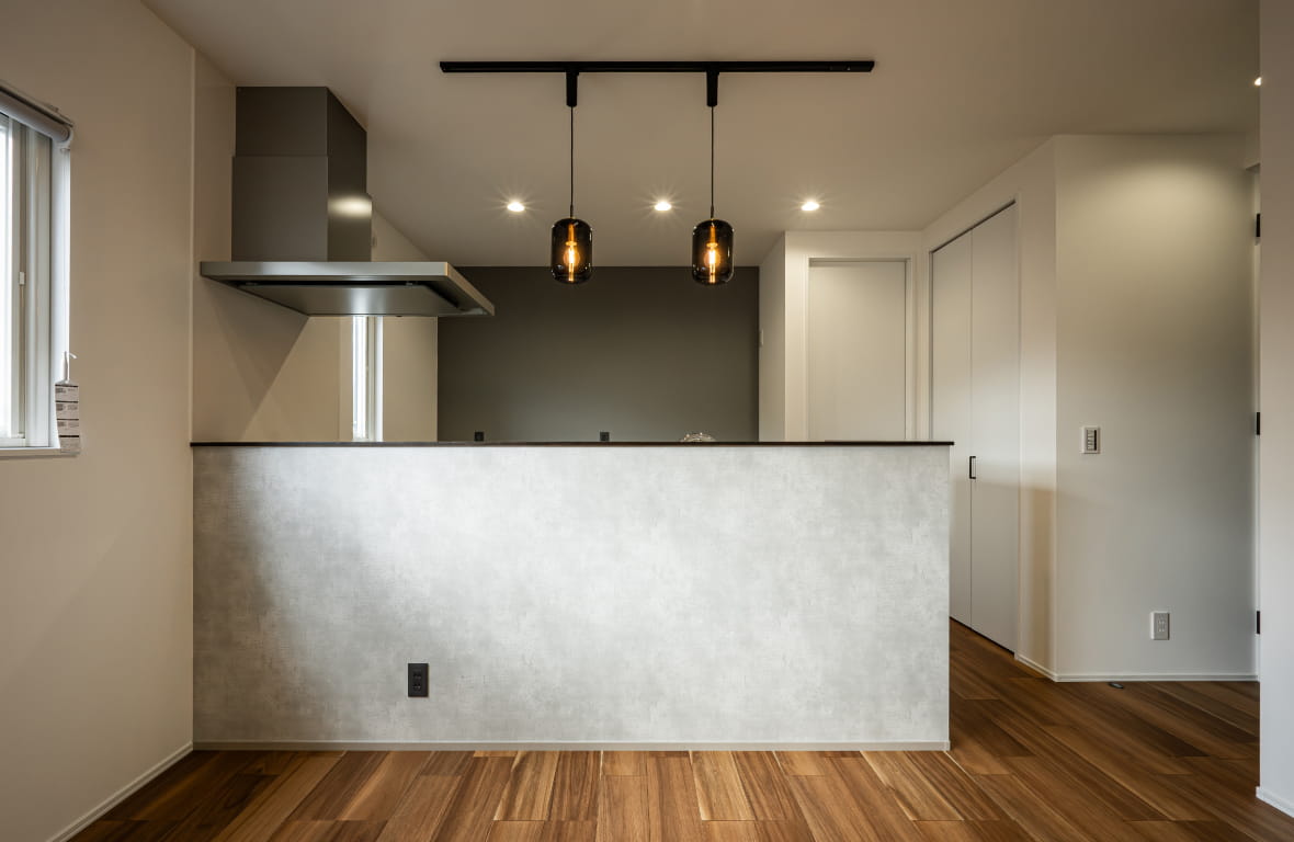 質感と光が織りなす寛ぎのLDK｜福井県福井市｜分譲住宅施工事例