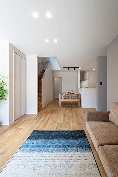 グレイッシュ×ナチュラルの優しい暮らしの家