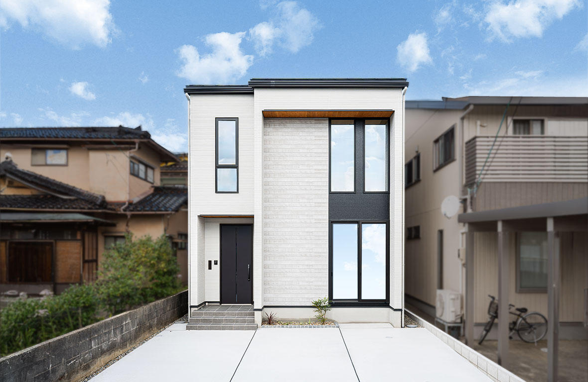 白の質感を重ねて上質さを纏う外観デザイン